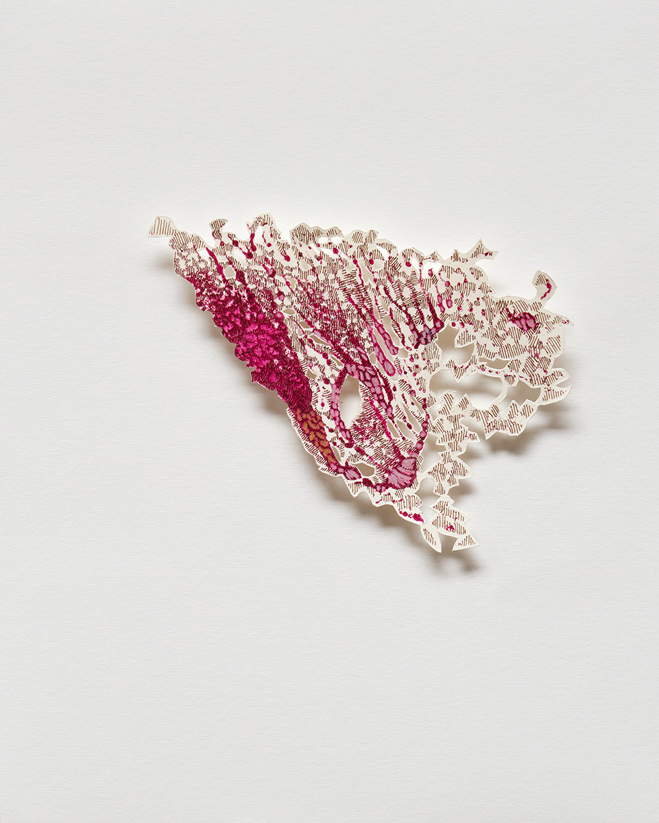 12_Floating forms_ink and pencil on paper_24 x 30 cm_2022